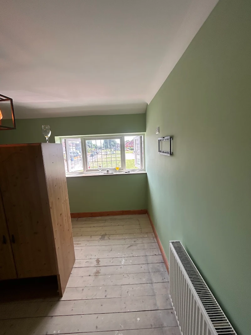 https://sandssurreydevelopment.co.uk/wp-content/uploads/2026/06/paint-4.webp